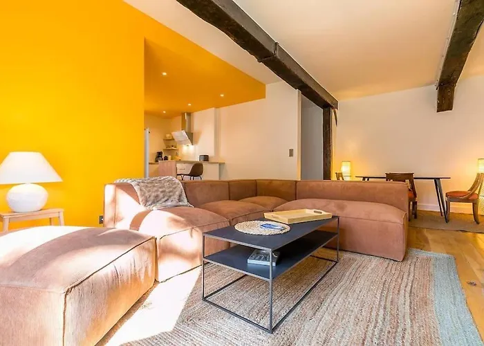 Apartment Orangerie Jeannin