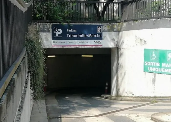 Apartment Orangerie Jeannin *